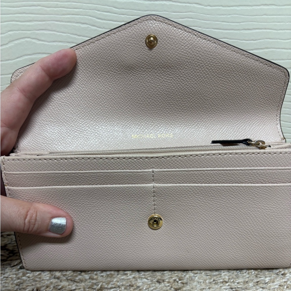 Michael Kors MK envelope clutch wallet on chain WOC cream blush gold cute EUC - Picture 7 of 17